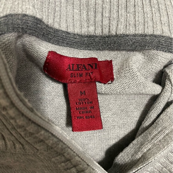 ALFANI SLIM Fit Men’s Gray Quarter Zip Pullover Jacket Size Medium - Picture 5 of 6